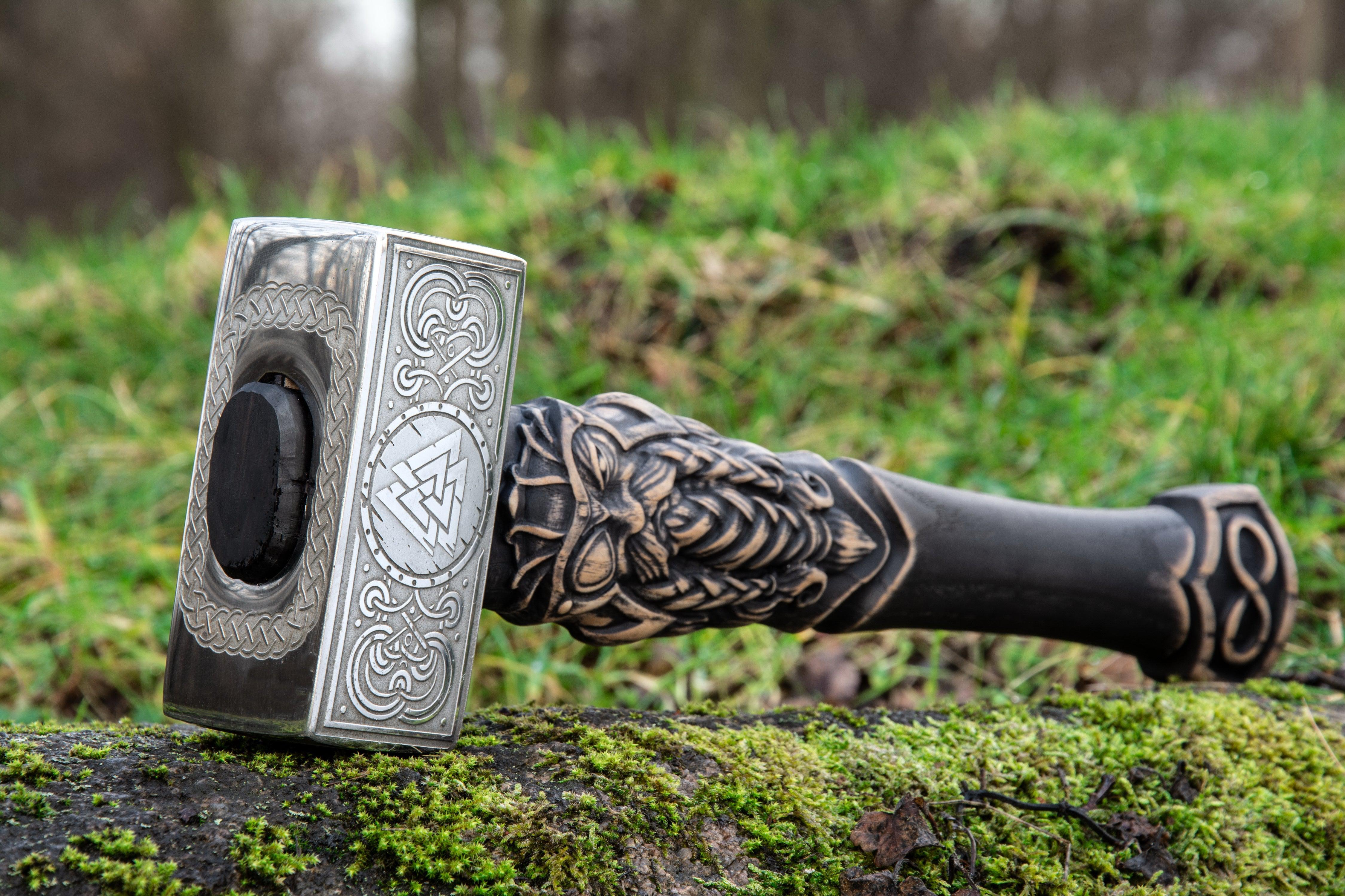 Hand Forged Viking Hammer "Goibniu"