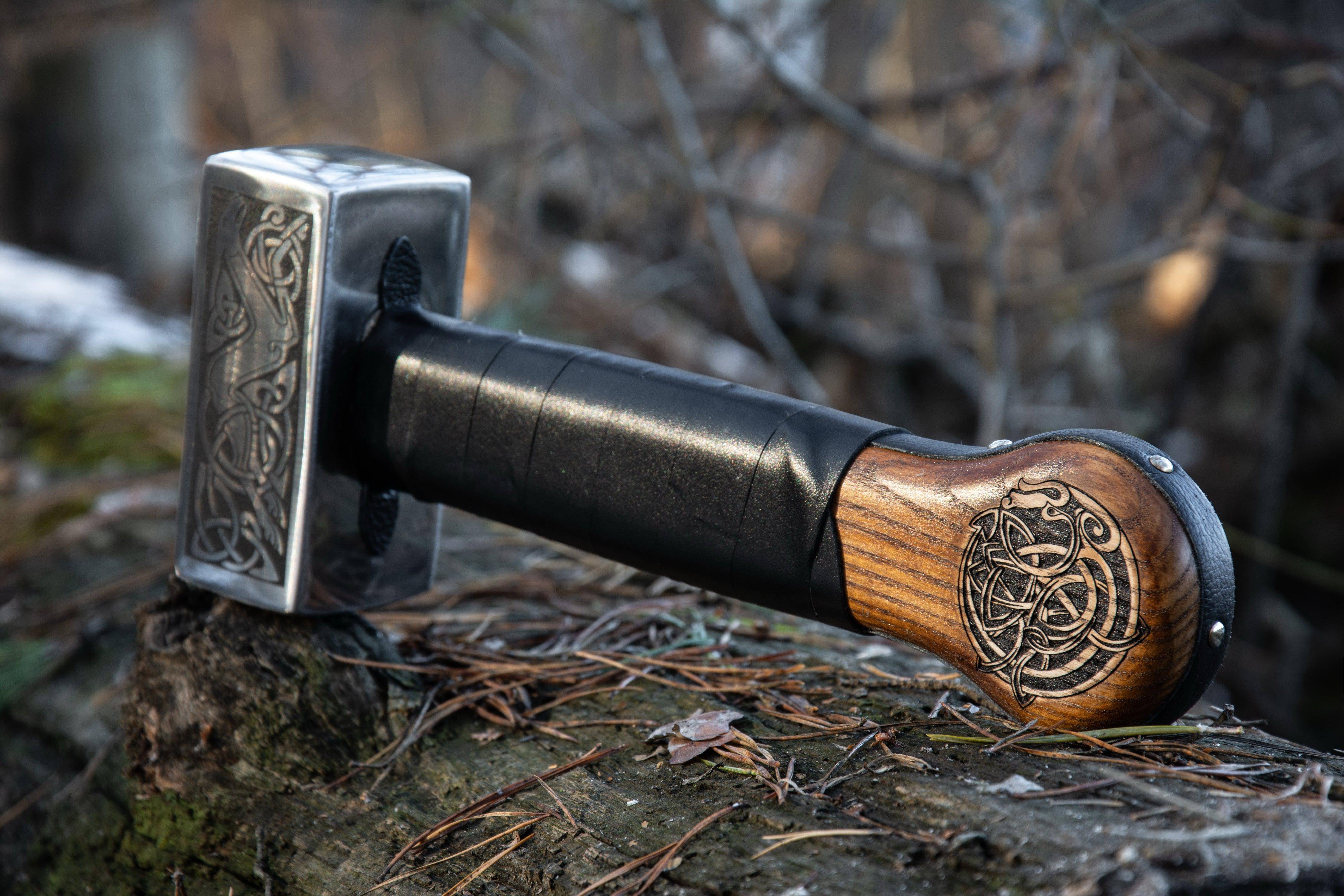 Hand Forged Viking Hammer "Nidhogg"