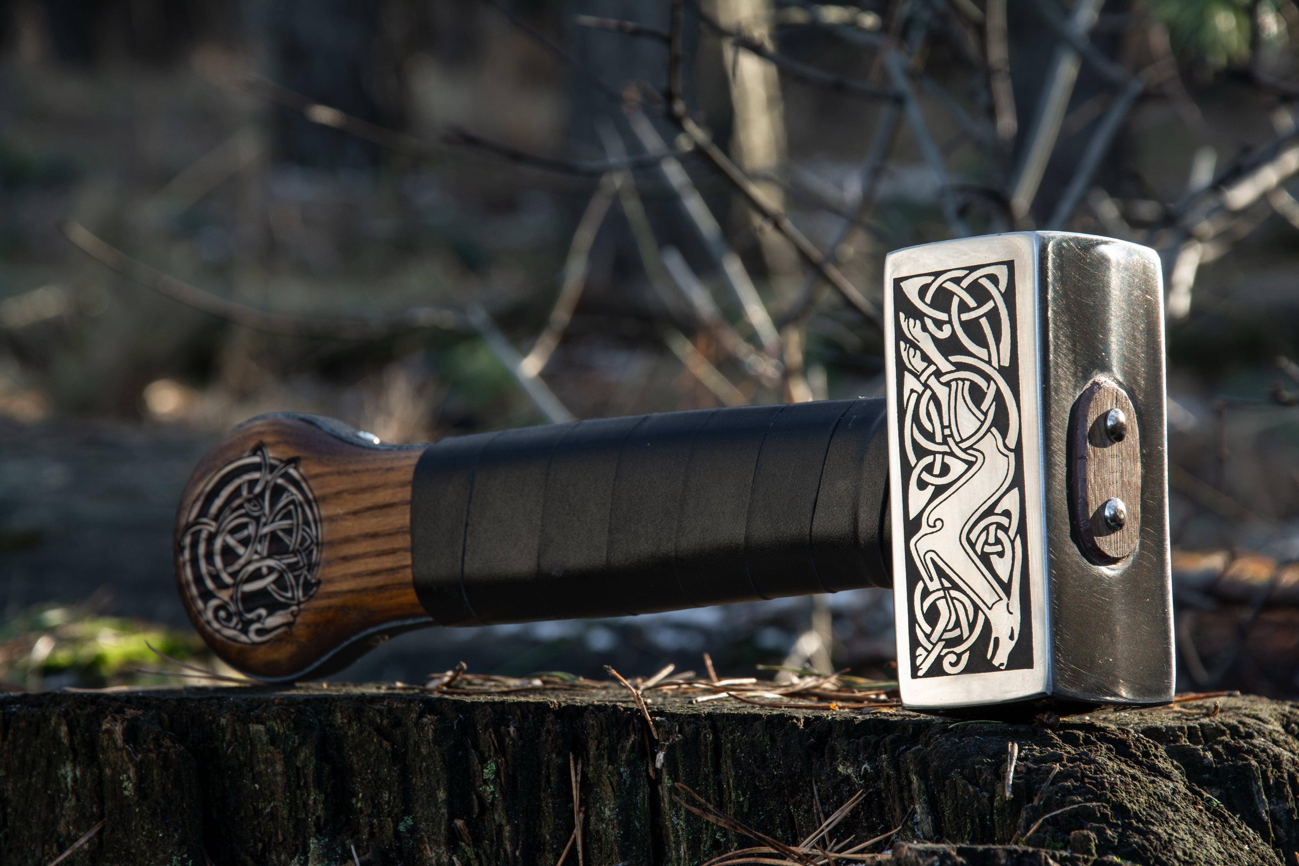 Hand Forged Viking Hammer "Nidhogg"