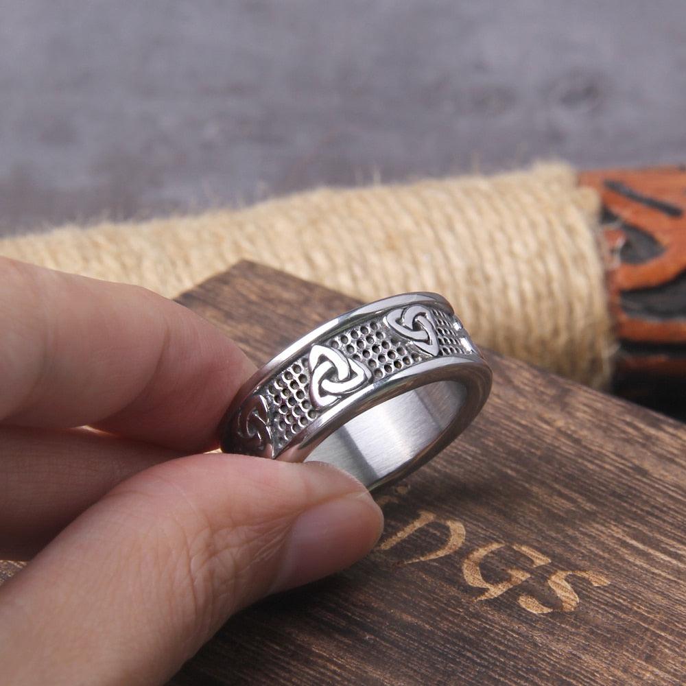 Viking Triquetra Knot Ring