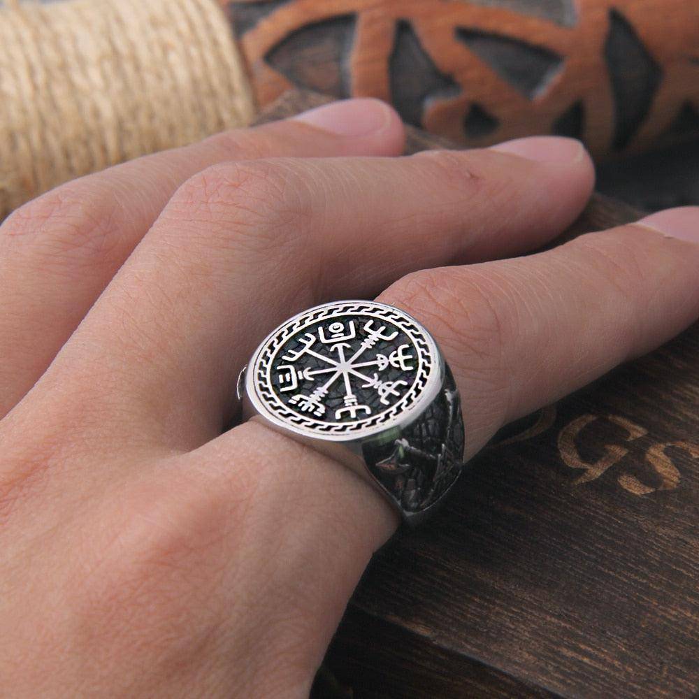 Viking Vegvisir Rings